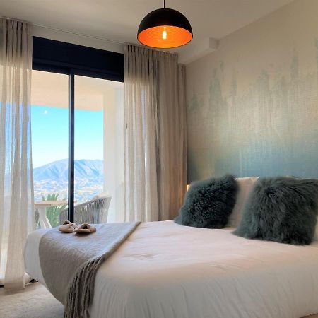 Surya Guest House Ojén Екстериор снимка